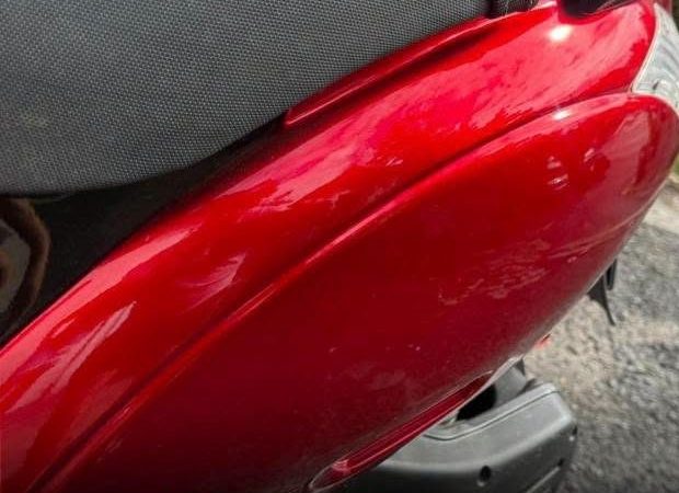 Gros plan sur la profondeur du rouge candy